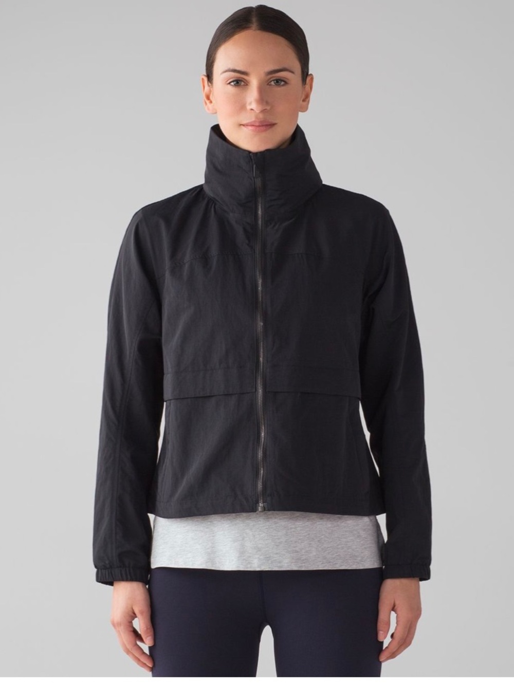 lululemon Effortless Jacket in Black + tons of pockets and stowable hood